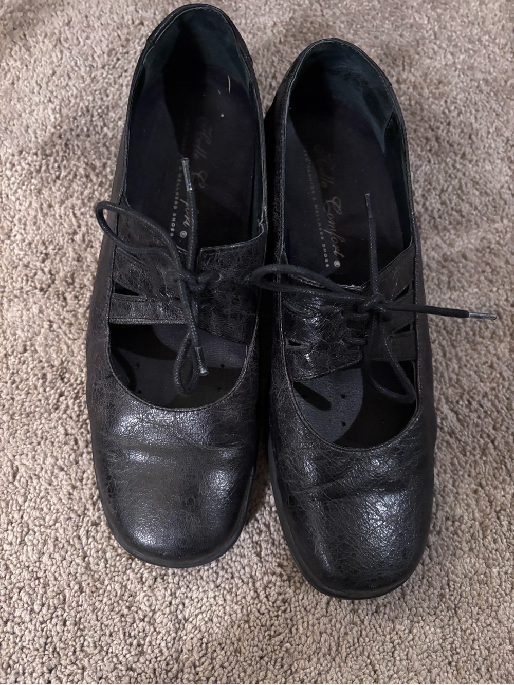 Women’s Black Lace-Up Comfort Flats